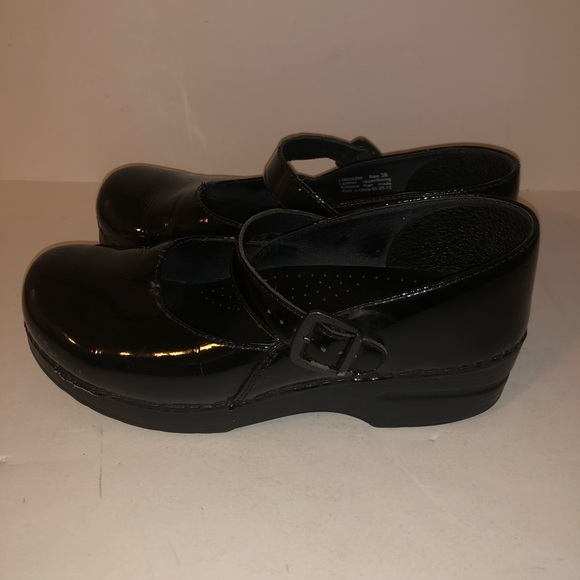 dansko clogs with strap